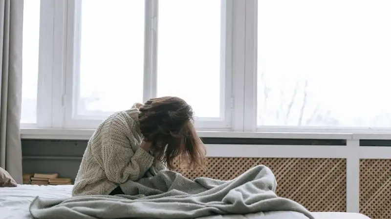 Hình hoạt hình buồn của cô gái mang đến cảm giác nhẹ nhàng và sâu lắng
