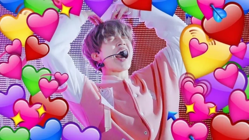 Meme bắn tim cute cho những ai yêu thích sự dễ thương