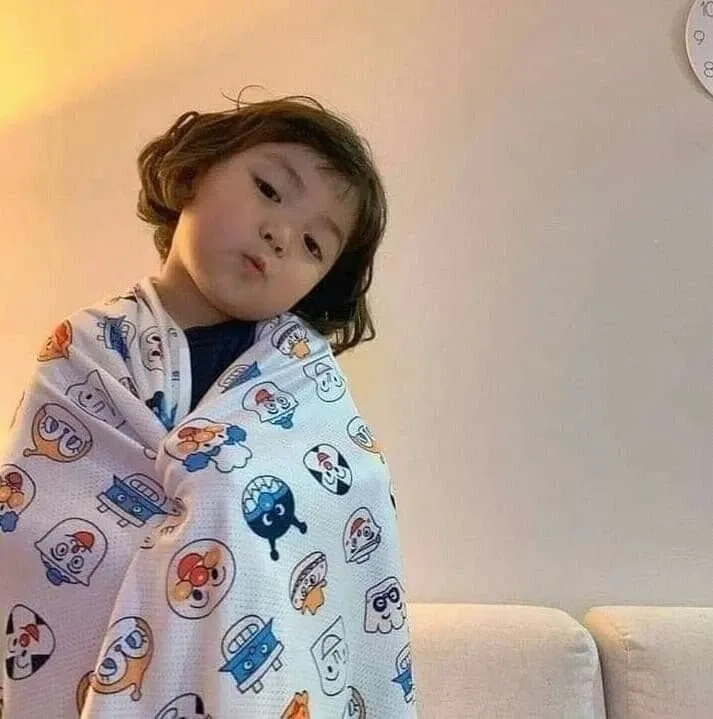 Ảnh meme cute em bé đáng yêu vô đối