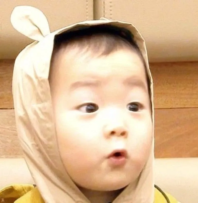 Meme hài em bé khiến bạn không thể nhịn cười