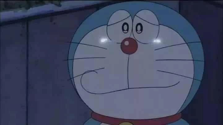 Doraemon khóc nhè với biểu cảm siêu đáng yêu