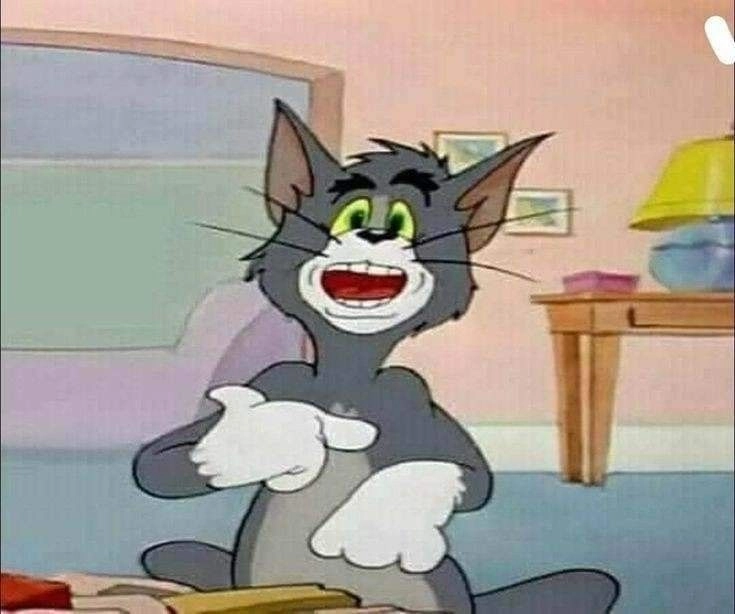Tôm meme mang lại tiếng cười cho mọi người