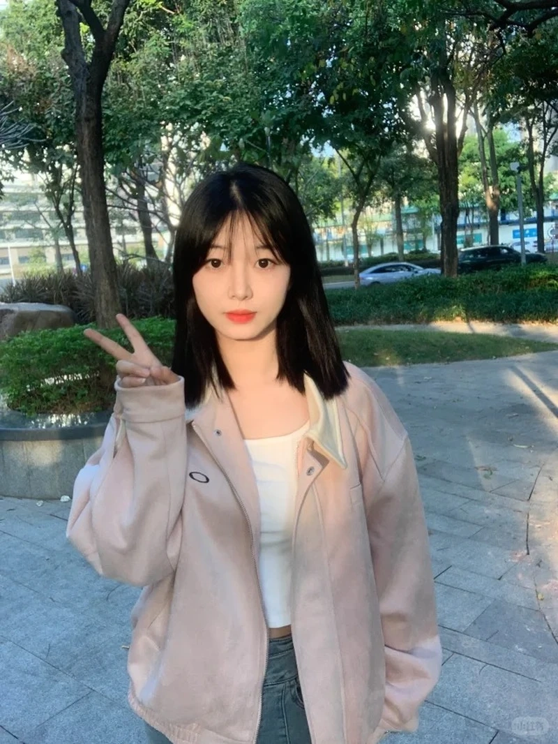 Bộ sưu tập gái xinh 2k4 cute nhìn là thấy dễ thương